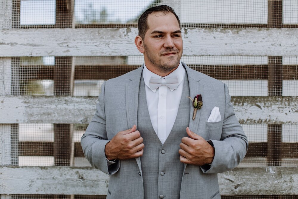 the-rodale-institute-groom-portraits-5
