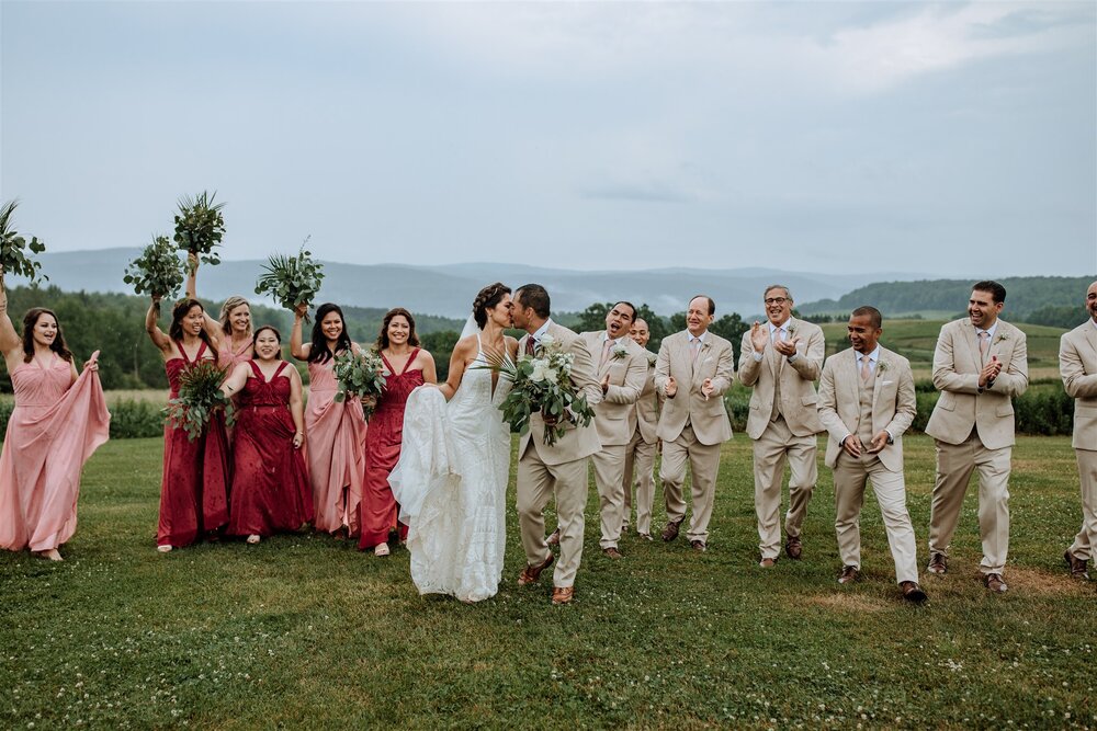 gilbertsville-farmhouse-bridal-party-wedding-photos-7