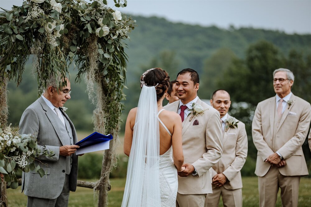 gilbertsville-farmhouse-ceremony-wedding-photography-12