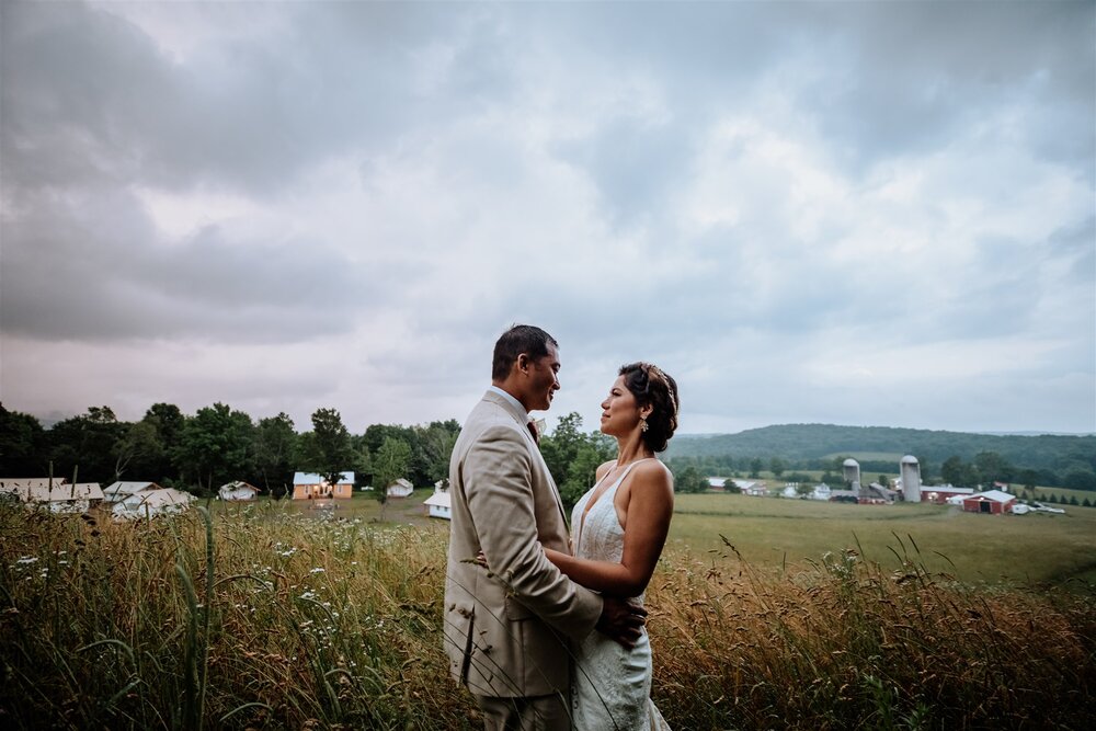gilbertsville-farmhouse-upstate-ny-wedding-photos