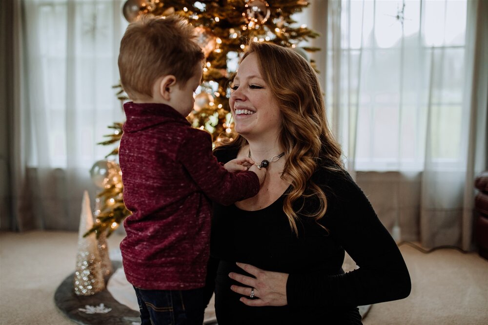 quakertown-christmas-maternity-family-photography-3