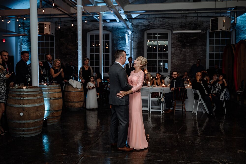 separatist-brewing-easton-pa-wedding-photos-5