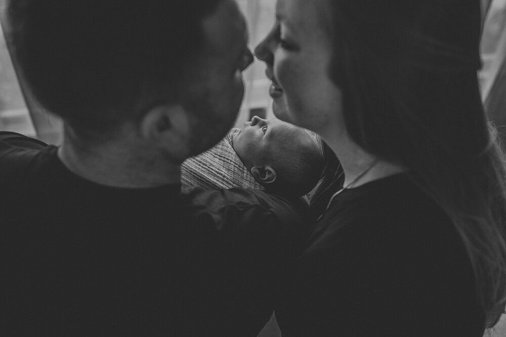 easton-pa-newborn-photographer-couple