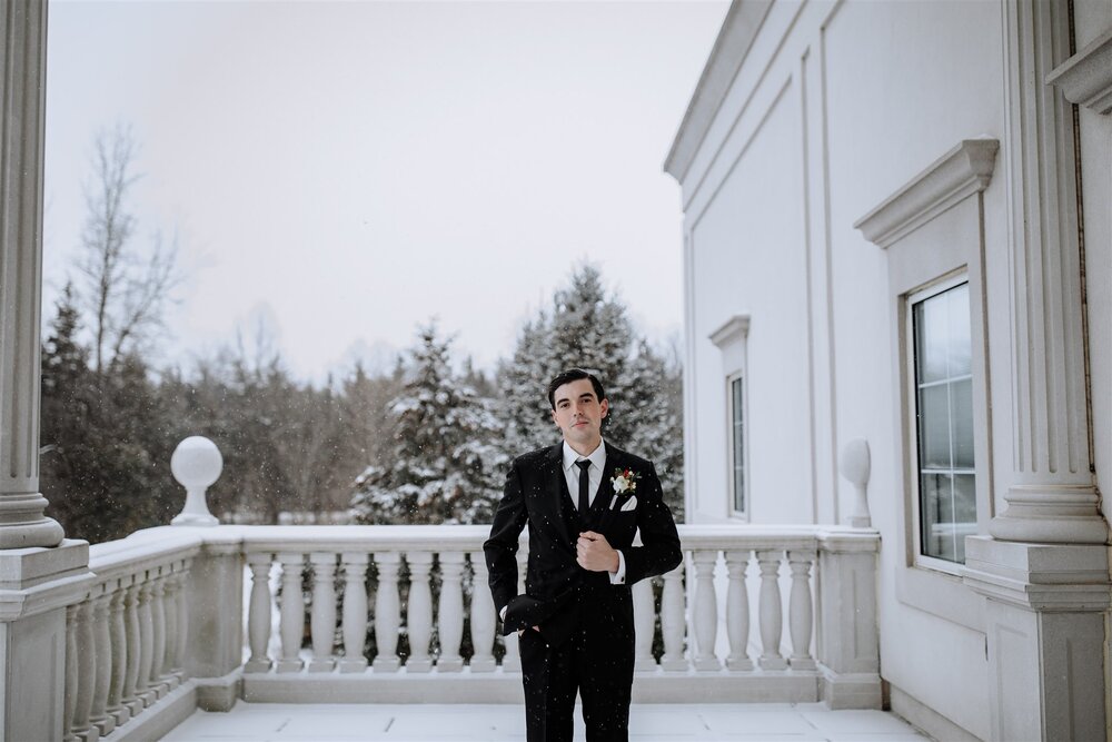 the-palace-at-somerset-park-first-look-snow-wedding-8
