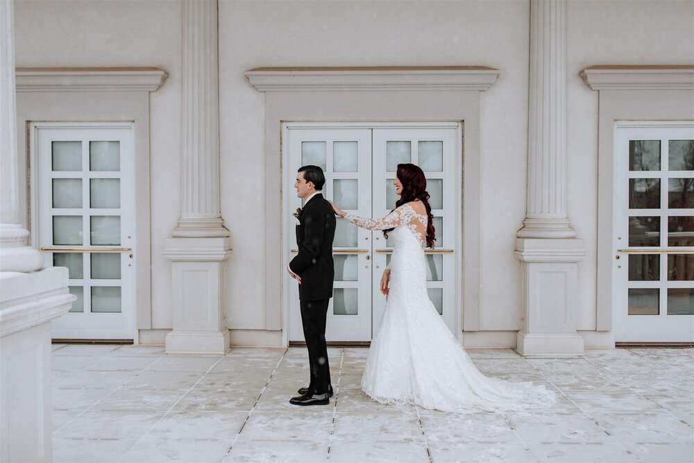 the-palace-at-somerset-park-first-look-winter-wedding-2