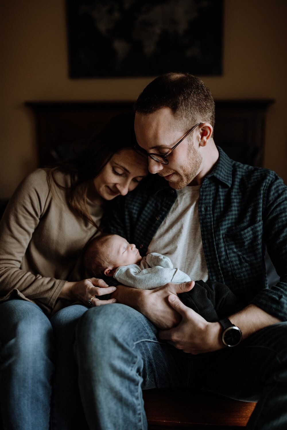 family-in-home-newborn-photography-near-you-lehigh-valley-3