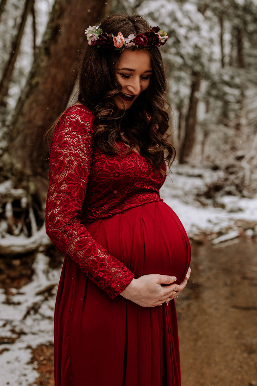 Winter Snow Maternity Photos // Pennsylvania Photographer - Hand and