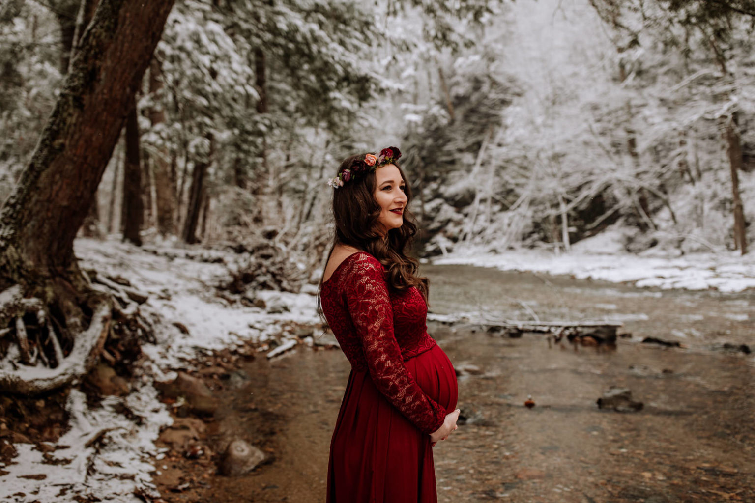 Winter Snow Maternity Photos // Pennsylvania Photographer - Hand and